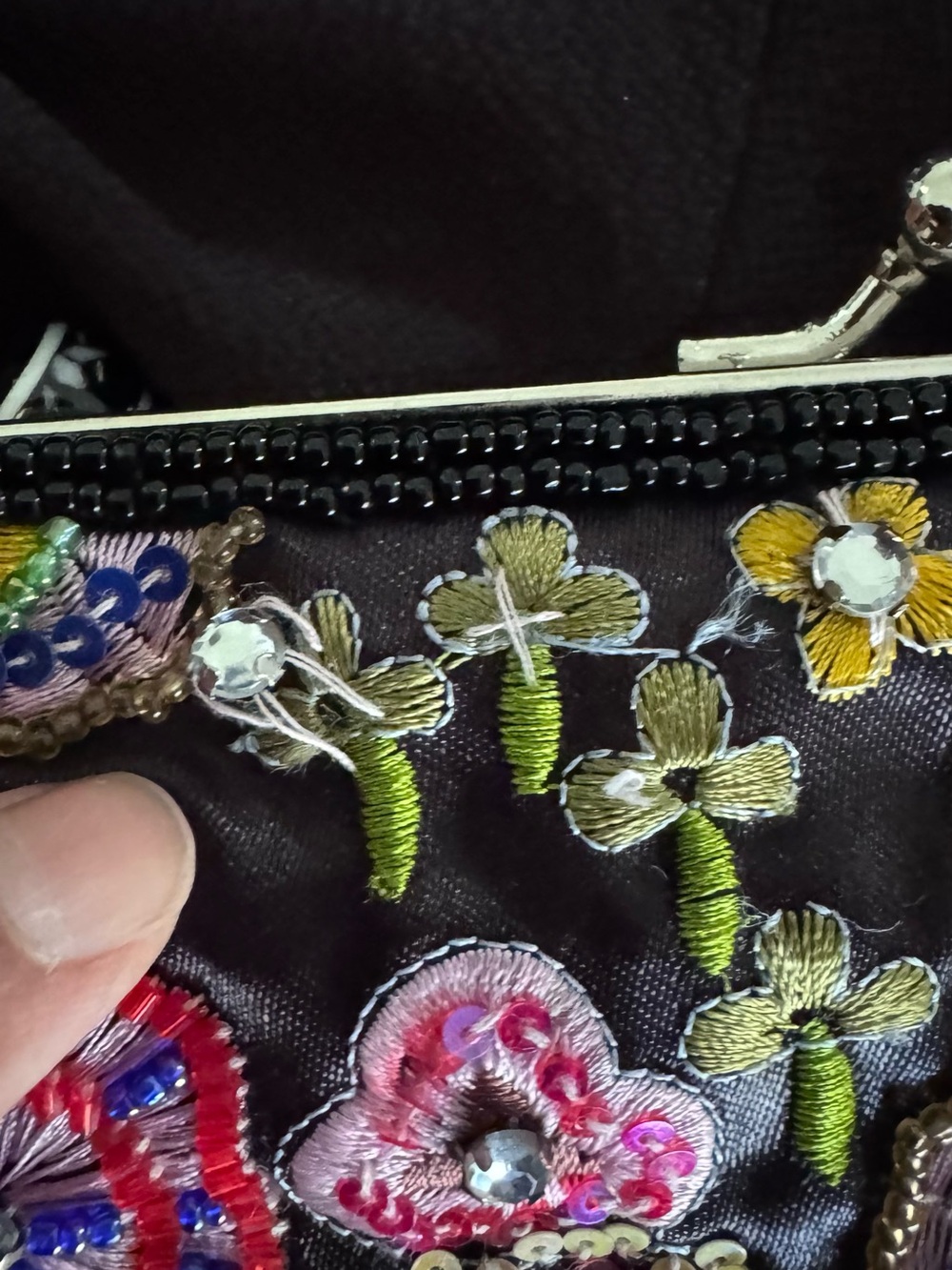 Embroidered Black Floral Evening Clutch 90’s Vintage - Picture 7 of 10